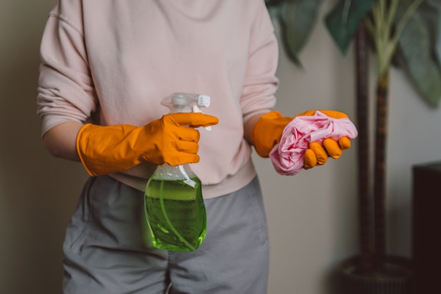 Do Cleaning Products Affect Indoor Air Quality